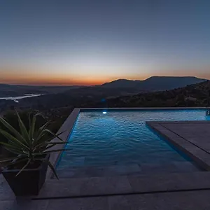 Fahrenheit Villa El Gastor